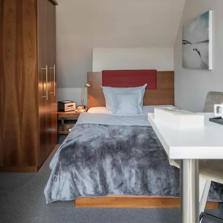 Gaestehaus Orion - Einzelzimmer 11 * 슈피케로크