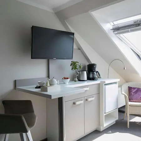 Gaestehaus Orion - Einzelzimmer 11 홈스테이 *